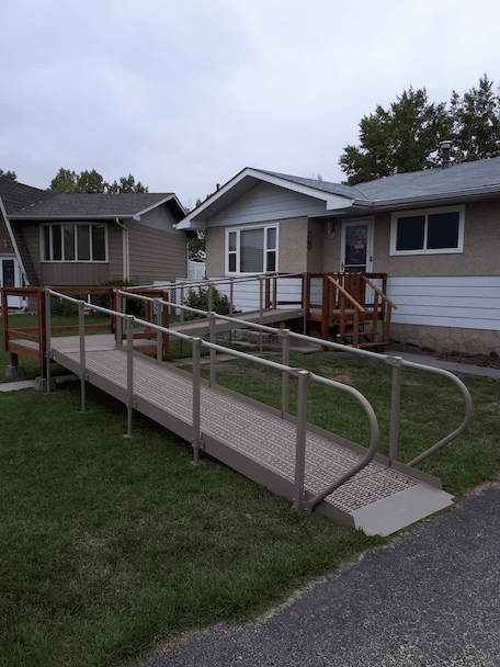 Turning Surfaces for Wheelchair Ramp