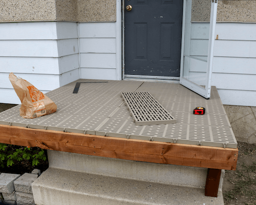 Turning Surfaces for Wheelchair Ramp