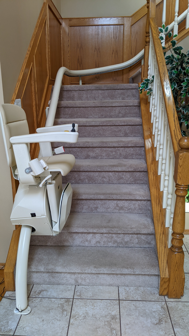 CurvedStairliftInstallation