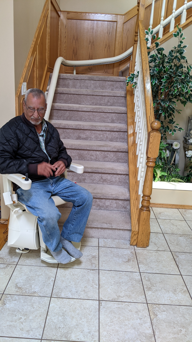 Portfolio 20 Drop Nose Curved Stair Lift