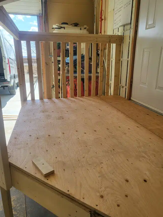 vertical platform lift